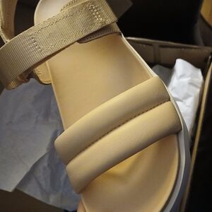 Sorel Tan Women's Sandals